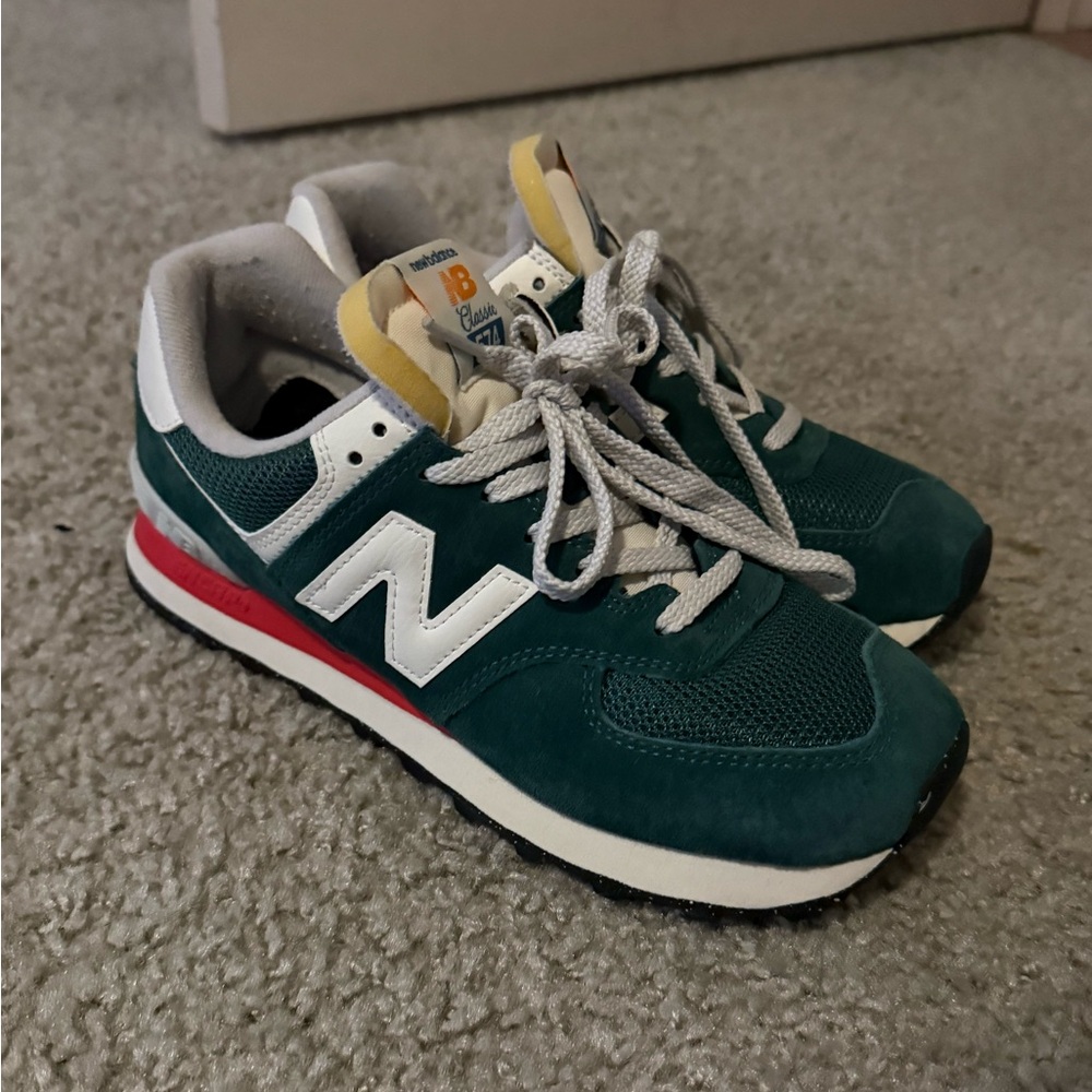 New Balance Classic 574 Green Sneakers